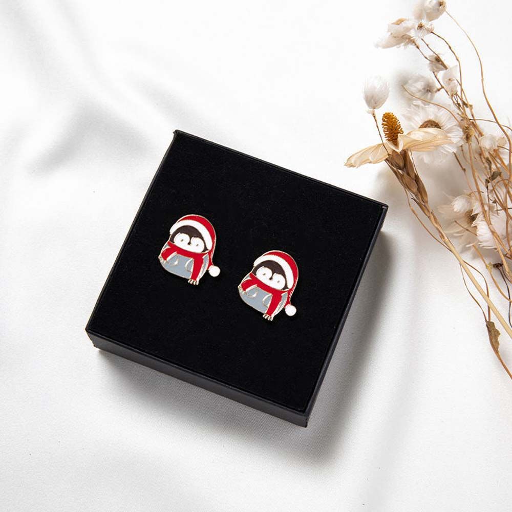 Male Korean Style Badge Christmas Penguin Brooches Lovers Fashion Jewelry Women Clavicle Chain