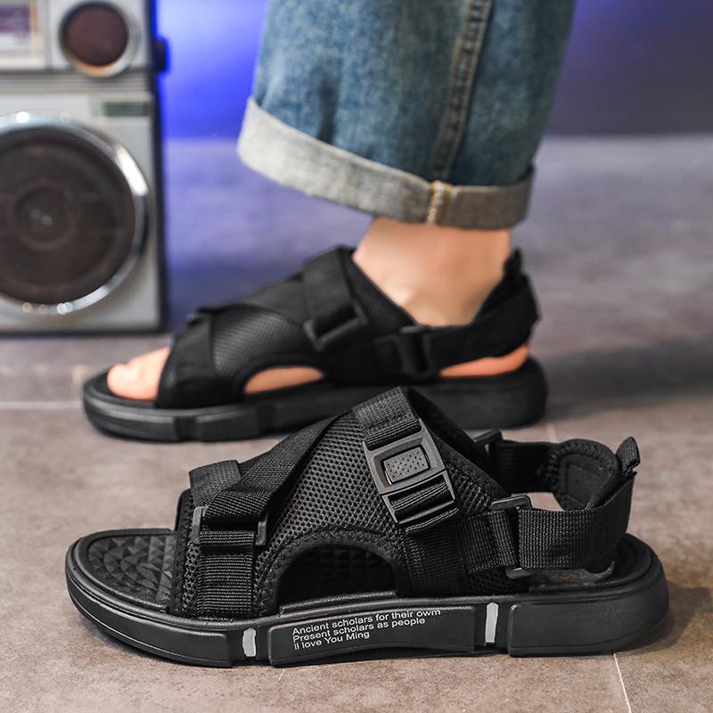 Men's Sandals Comfortable Anti Slip Soled Men's Shoes Breathable Versatile Beach Shoes Lightweight Fashionable Casual Slippers