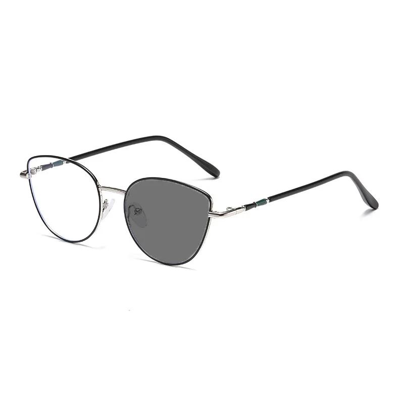 Fashion Design Photochromic Myopia Glasses Anti Blue Light Color Change Eyeglasses Fashionable Small Frame Near Sight Eyewear