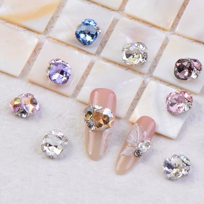 Simple Manicure, High-Quality Fat Square Stack Diamond, Super Flash Handmade Finished Product, Crystal Large Diamond Nail Accessories.