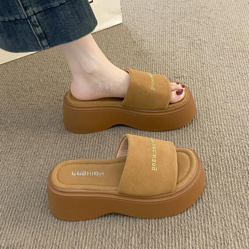 Thick-soled high-heeled cool slippers for women's summer wear 2025 new muffin one-word drag small height-increasing beach sandals