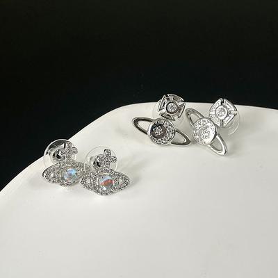 Design de Niche Vent Froid Luxe Léger Personnalité Mode Boucles d'Oreilles Clous Planète Style Étranger Boucles d'Oreilles Saturne Sens Avancé