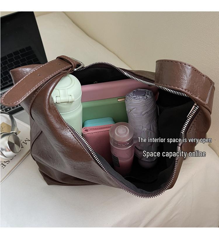 High-End Retro Crossbody Tote: Versatile, Trendy, Large Capacity for Women - Perfect for Class and Commute