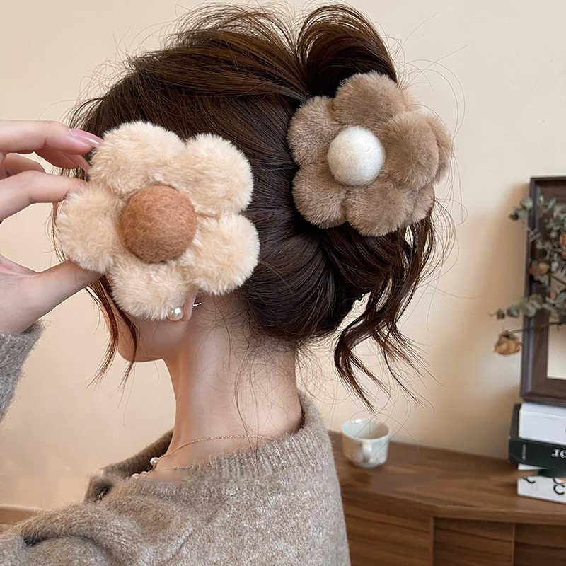 Autumn and winter retro double-sided plush flower grab clip hairpin back head shark clip French sweet hair accessories woman