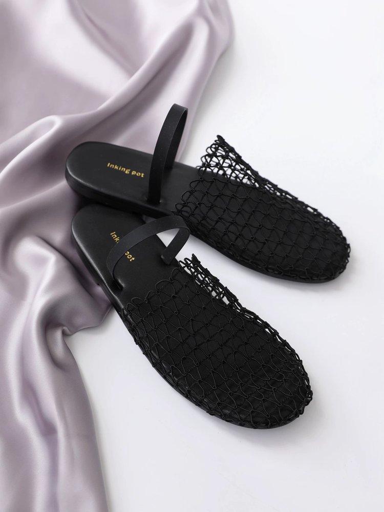 Baotou Fishing Net Flat Shoes Summer 2025 Breathable Mesh Hollow Comfortable Soft Sole Sandals Non Slip Lightweight Slippers