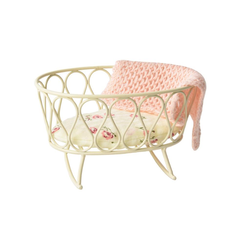 

Iron Miniature Simulation Furniture Cradle Miniature Cradle Blanket Miniatures Scene Style B