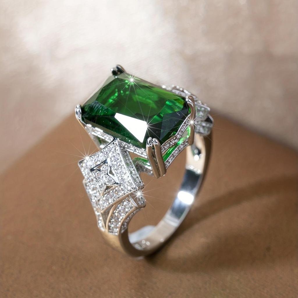 Women's ring with classic luxury design, romantic wedding gift for Valentine's Day