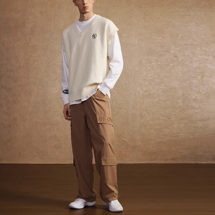 Li Ning Wade Series V-Neck Knitted Cartoon Vest Men Vests Off-White AMVT029-8