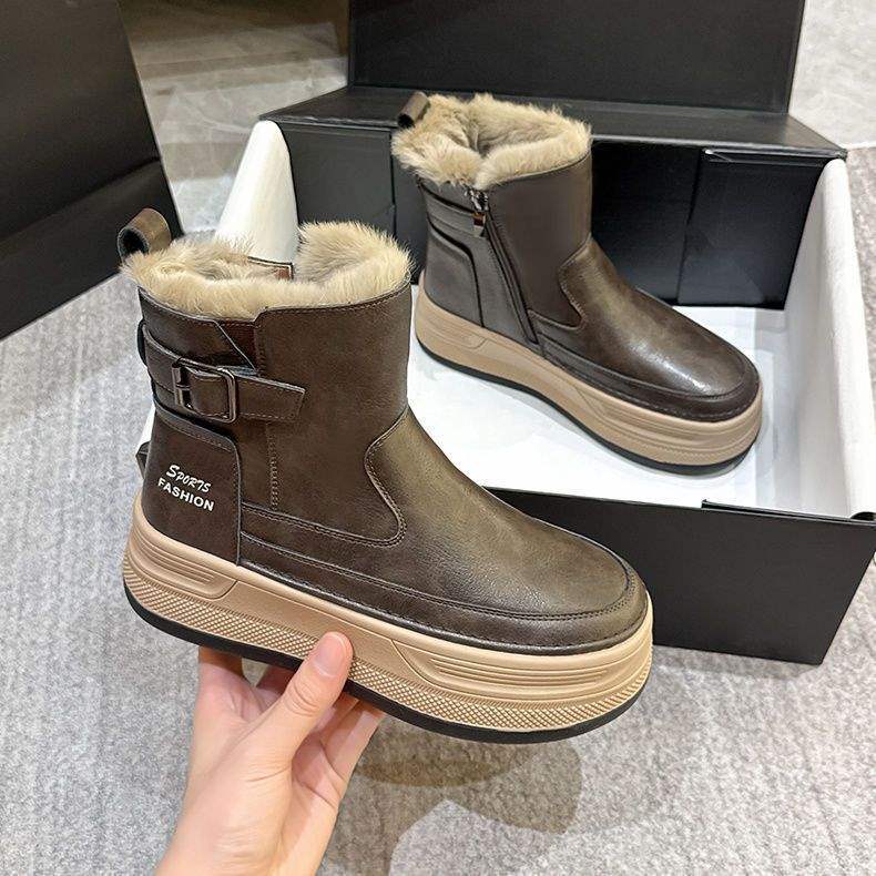 Dámské sněhule 2025 nové zimní sametové zateplené teplé zvyšující vnitřní výšku protiskluzové Martensky bavlněné boty