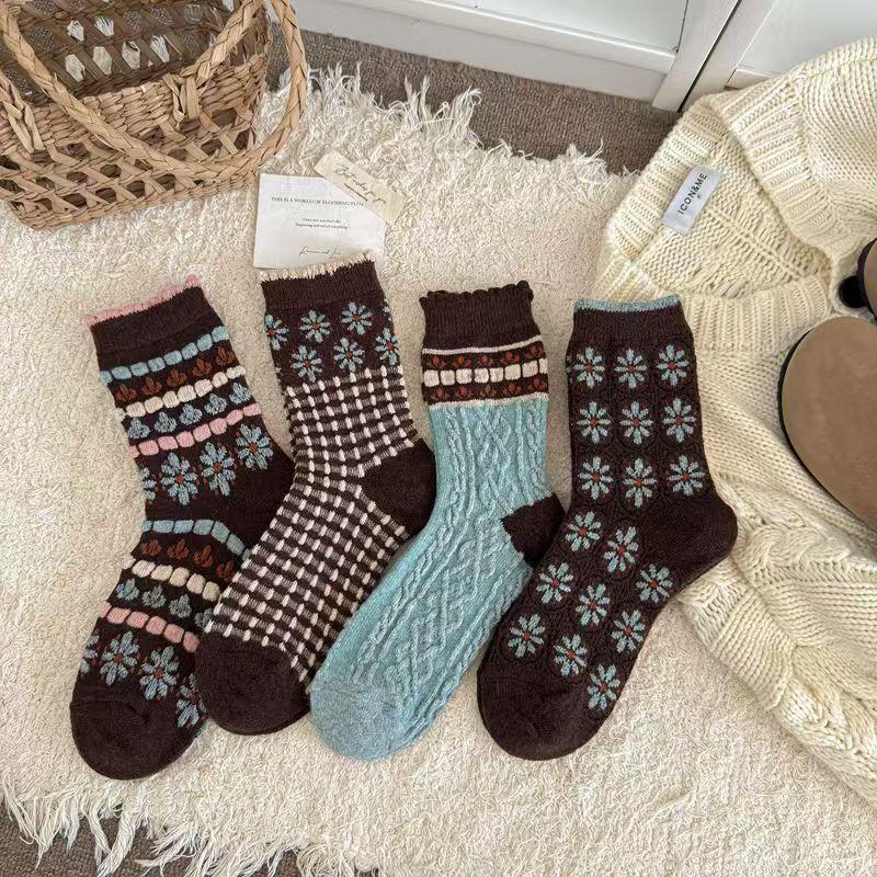Autumn and Winter Style Woolen Mid-calf Socks, Women's Flower Versatile and Warm Lace Pile Socks