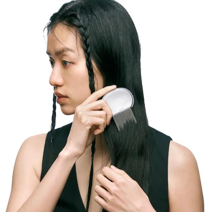 TOAKNET COMB WITH VELVET POUCH