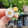 Daisy Flower Brooch Handmade Lapel Pin Jewelry for Jackets Backpack Scarf Hats Clothing Accessories Elegant Accessory