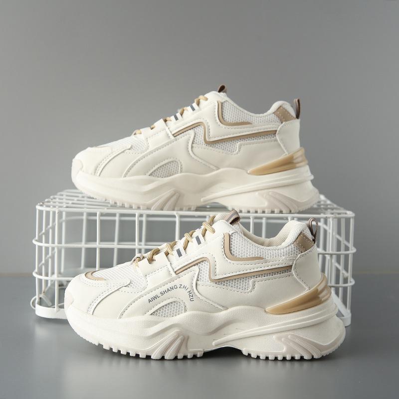 Scarpe da ginnastica alla moda per papà, nuove per primavera e autunno, suola spessa, casual, sportive, in rete traspirante, suola morbida