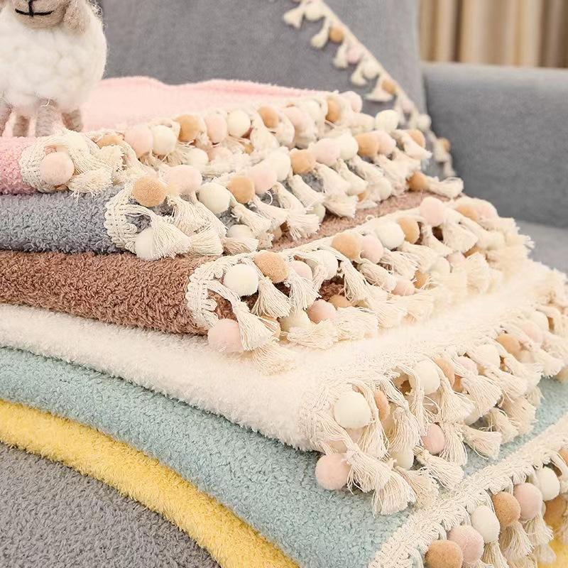 Herbst und Winter Wolken Samt Quaste Sofakissen Verdickt Rutschfest Plüsch Leder Sofaüberwurf Nordisch Schlicht Überwurf Handtuch