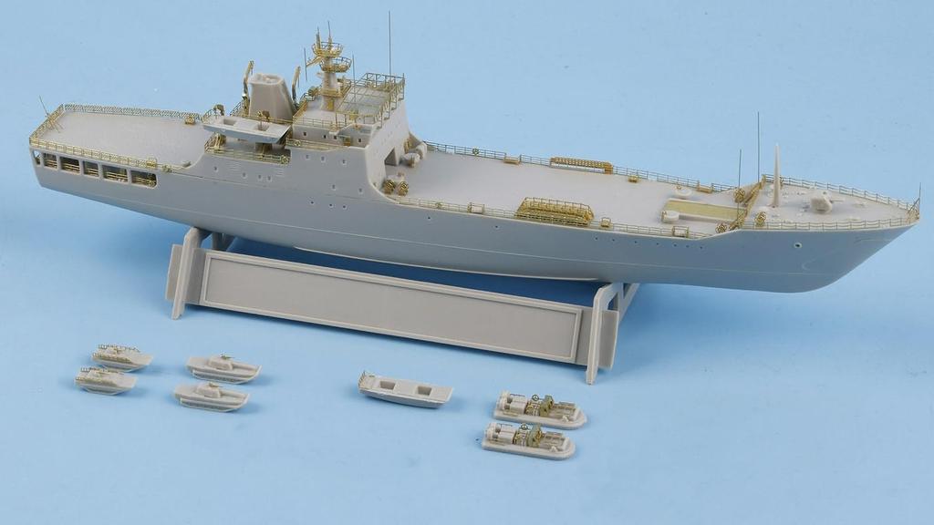 Tetra Model SE Series China Type 072A Large Landing Ship Plastic Model Parts SE7039 1/700 (TR)