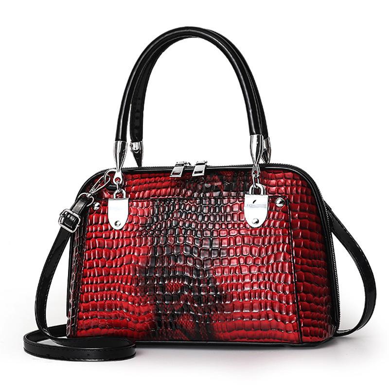 

Snake Pattern Women Shoulder Bag for Ladies Leather Handbag 2025 Trend Hadnbags Designer Luxury Women s Crossbody Bag 30x12x18cm