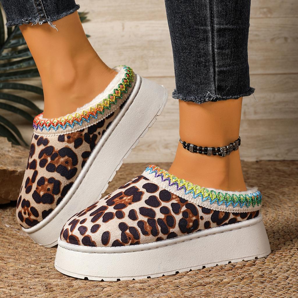 Fashion Women Boots Boots Winter 2025 New Warm Thick Sole Boots ComfortableCovered Half Slippers Warm Thickened Fluff Shoes for Women