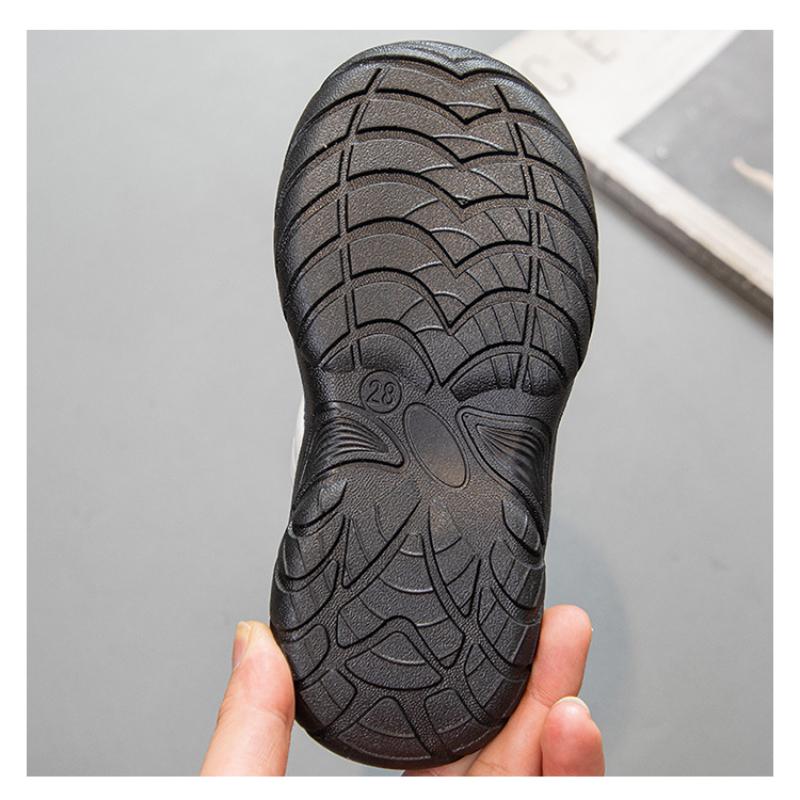 New Summer Boys and Girls Casual Sports Sandals Fashionable Breathable Soft Bottom Closed Toe Beach Shoes