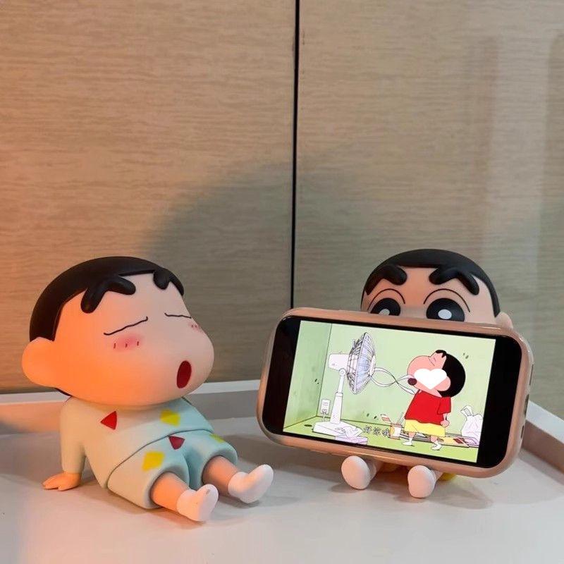 Shin-chan Phone Holder: Lazy Anime Figure Stand & Desktop Ornament
