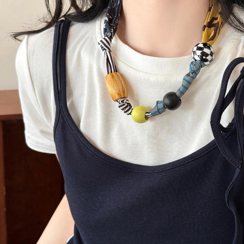 Love Pendant Patchwork Cloth Clavicle Chain Multicolor Wood Bead Necklace Ethnic Style Jewelry Accessories