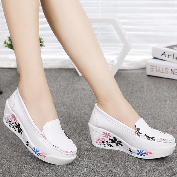 Buty damskie PU skórzane mokasyny mokasyny z nadrukiem kwiatowym koturny na platformie mokasyny na platformie