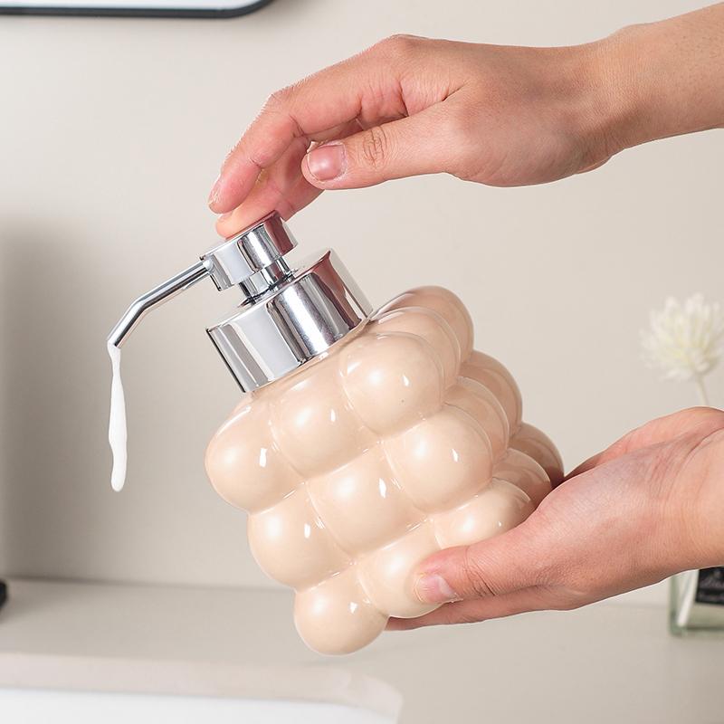 Creative Mousse Foam Bottle Hand Sanitizer Shampoo Foam Press Dispenser Ball Ceramic Soap Dispenser Bathroom Accessories Modern