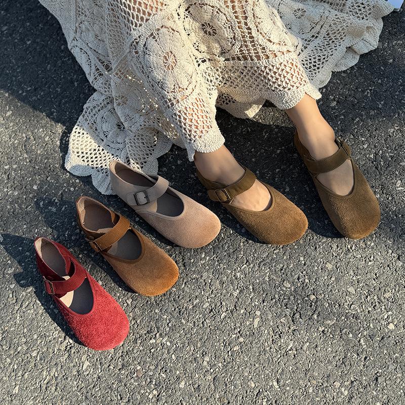 Johnature Retro Yumuşak İnek Derisi Tokalı Sığ Babetler Çok Yönlü Yuvarlak Burunlu Yumuşak Tabanlı Kadın Ayakkabıları