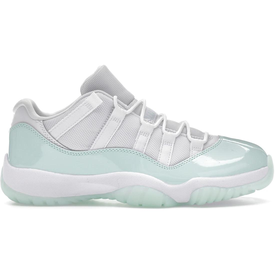 

Sneaker Jordan 11 Retro Low Igloo (Women s)(AH7860-103) 35.5