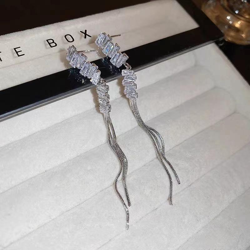 Female High-end Temperament Long Tassel Earrings