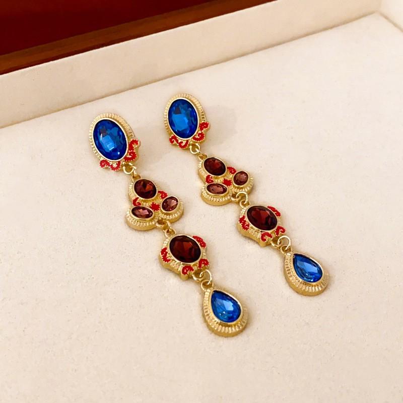 Französisches Gericht Strass-Wassertropfen Schmuckset: Luxuriöses Halsketten- und Ohrring-Set für Damen