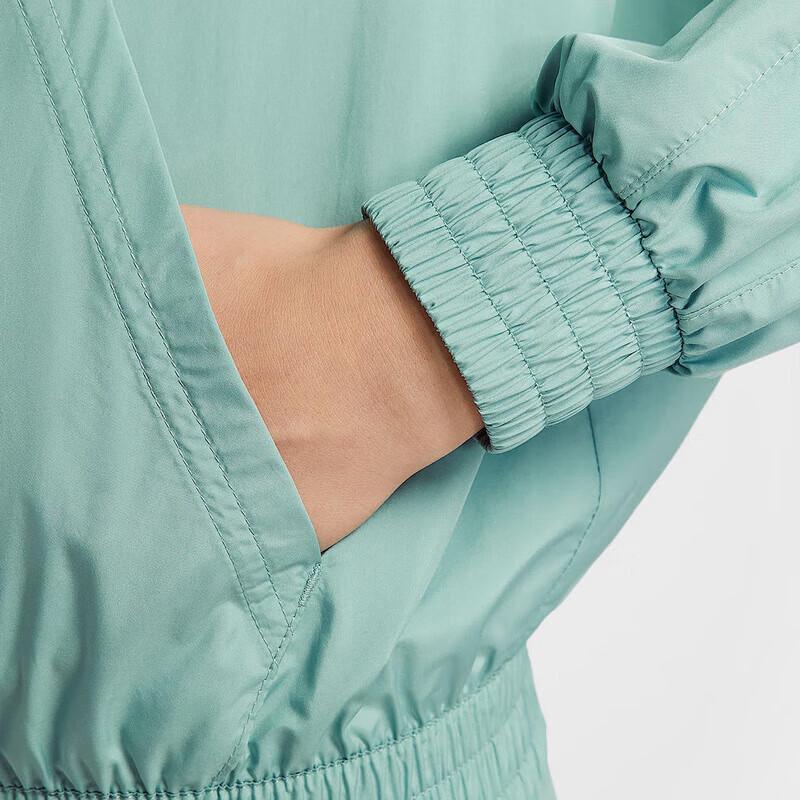 Nike Women's Hooded Woven Jacket