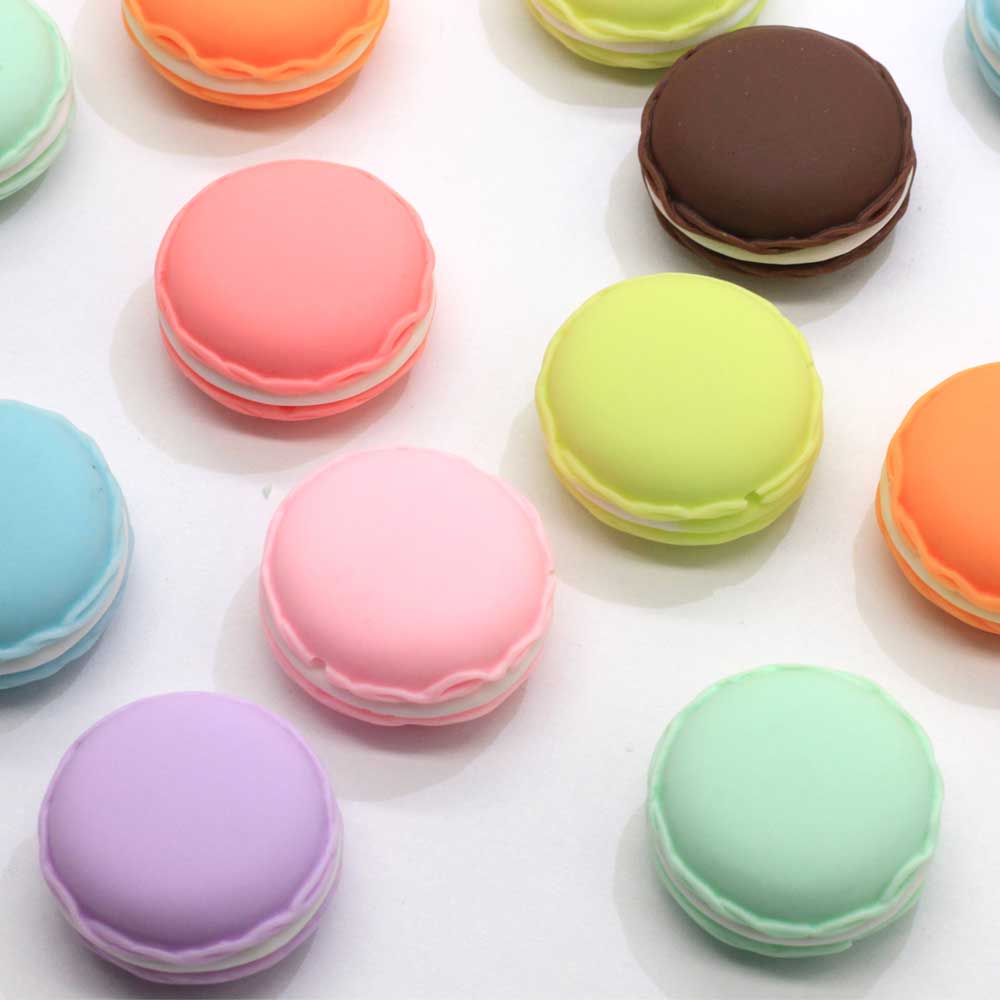 100Pcs Mini Macarons Cake Resin Flatback Cabochons Kawaii Simulation Dessert Macarons Cake Food Slime Charms Hair Bow Center DIY