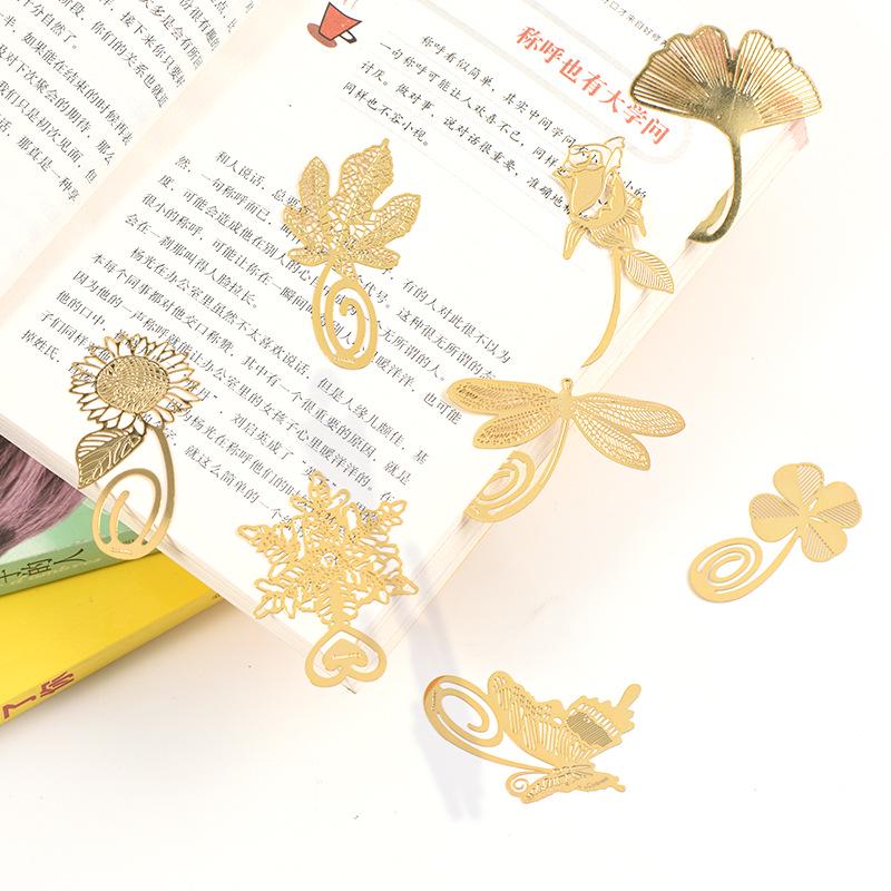 Exquisite Chinese Style Metal Bookmark - Creative Mini Student Gift with Hollow Design