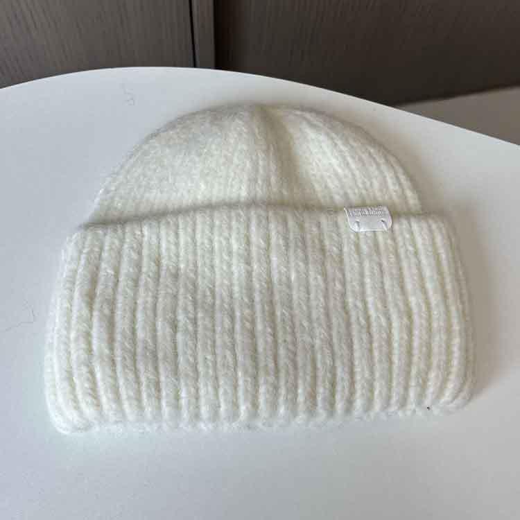 New Autumn and Winter Warm Knitted Hat Men's and Women's Fashion Versatile Bag Head Cold Hat Outdoor Leisure Student Pullover Hat