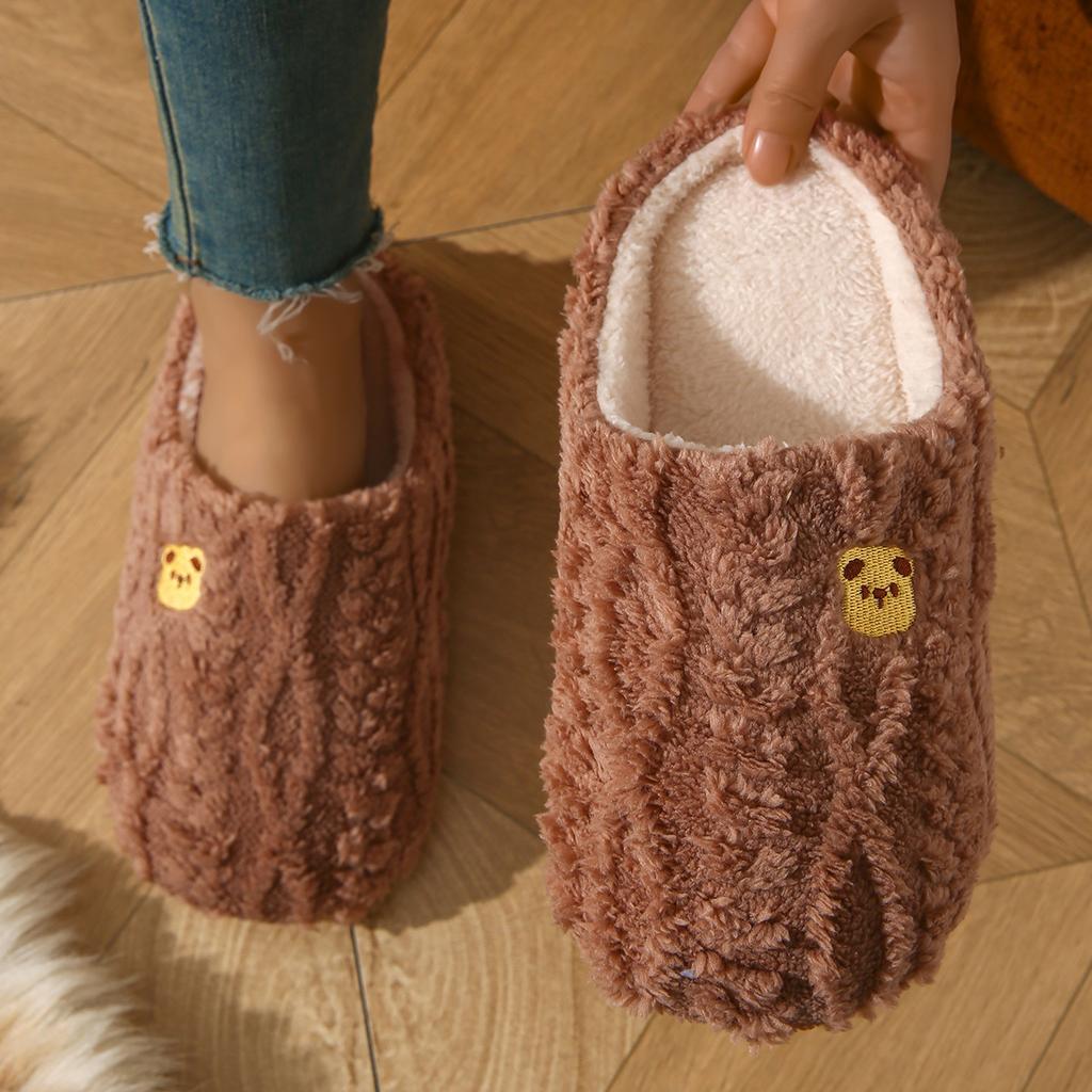 Winter Indoor Slippers Designed for Couples, Featuring Anti-Slip Properties And Warmth