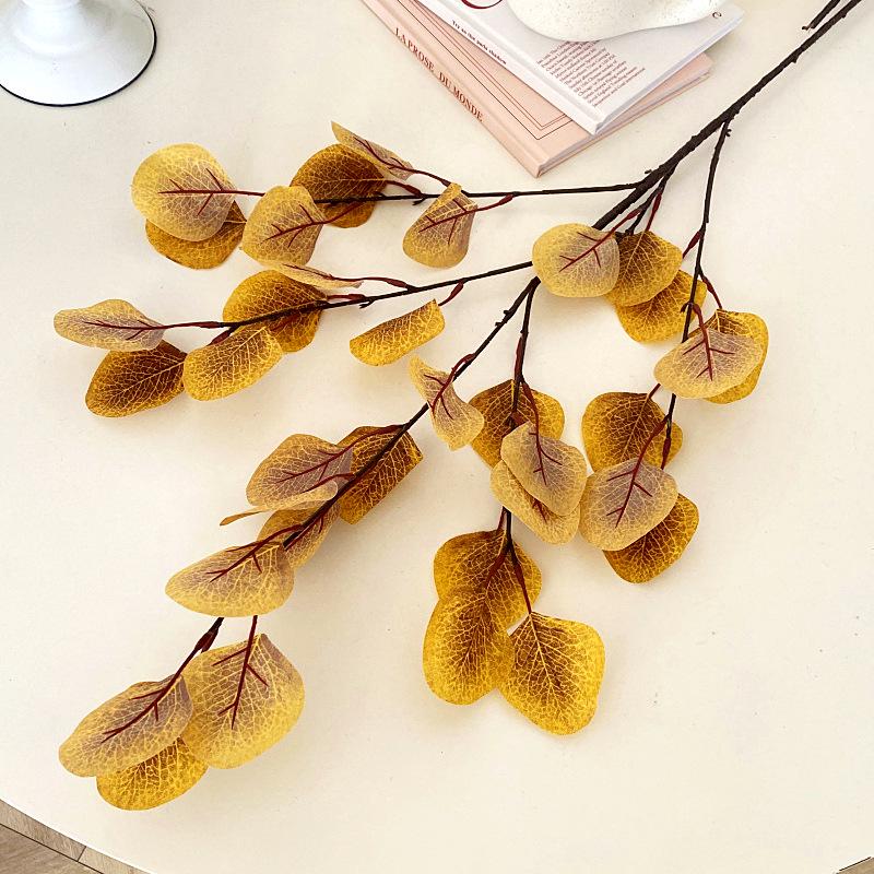 

Eucalyptus Green & Money Leaf Wedding Venue Decor