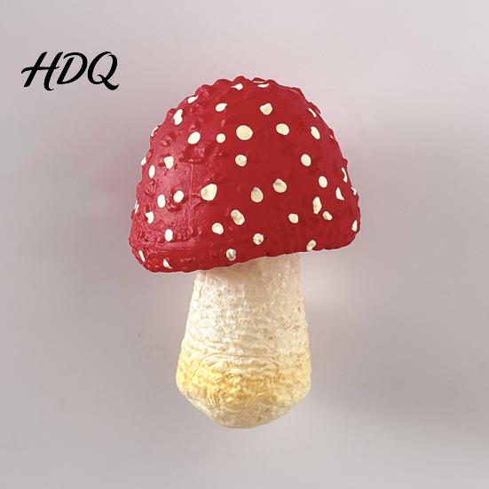 Hand Painted Mushroom Magnets 3D Refrigerator Magnet Resin Fake Decorative Memo Holder Photo Notes for Whiteboard Cabinet Kitchen