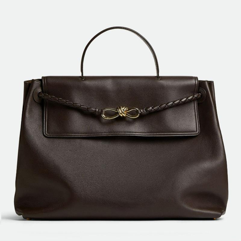 

Family Explosion Style Andiamo Handbag Gold-plated Chain 2025 New Style Vintage High-grade Sense Women s Tote Bag 26x34x15cm кофейный