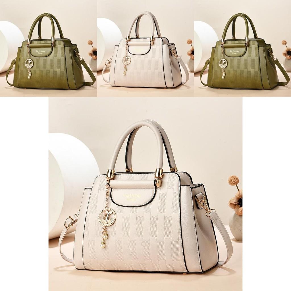 Stylish And Functional Mom's Commuter Bag In Assorted Colors Perfect For Daily Wear