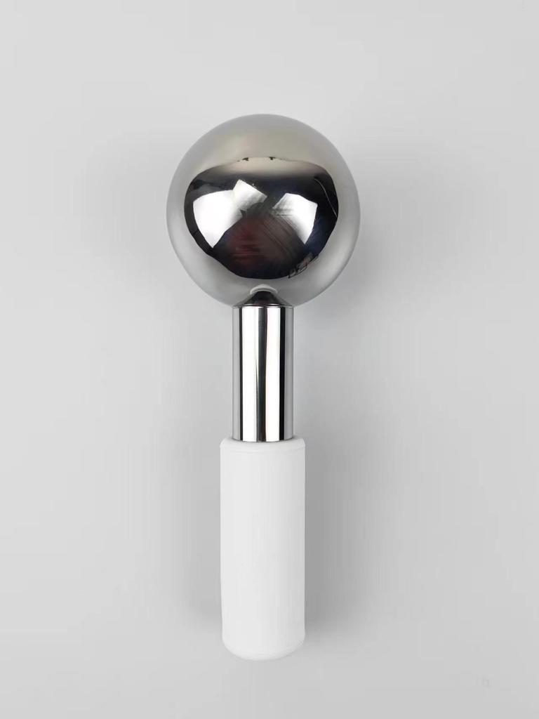 Stainless Steel Ice Massage Ball for Facial and Soothing Essential Oil Therapy