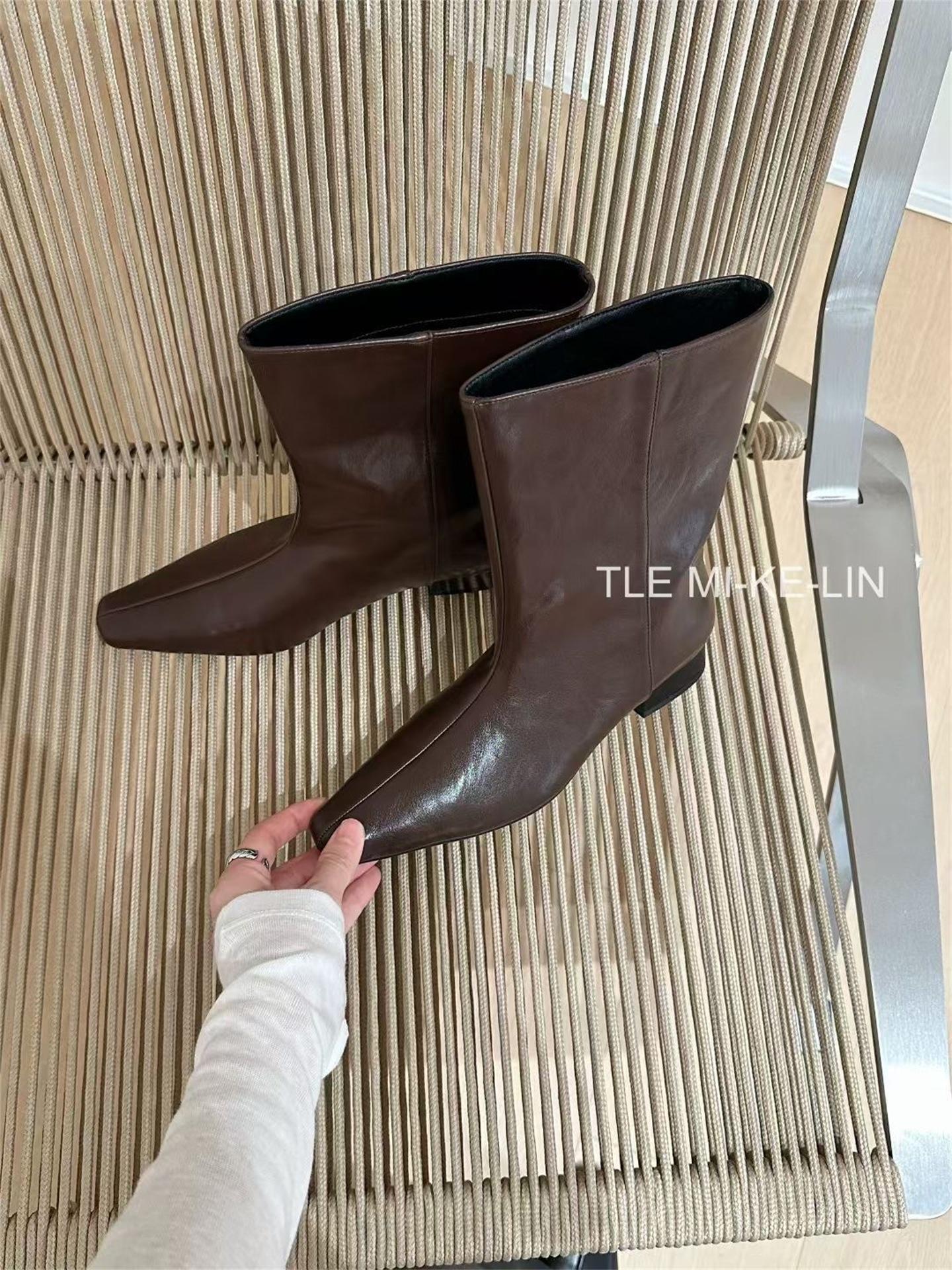 

Ботильоны на толстом каблуке, рыцарские сапоги, женские сапоги, новые модели осень-зима 2025 года, с юбками, ретро-коричневые короткие ботильоны Maillard 39