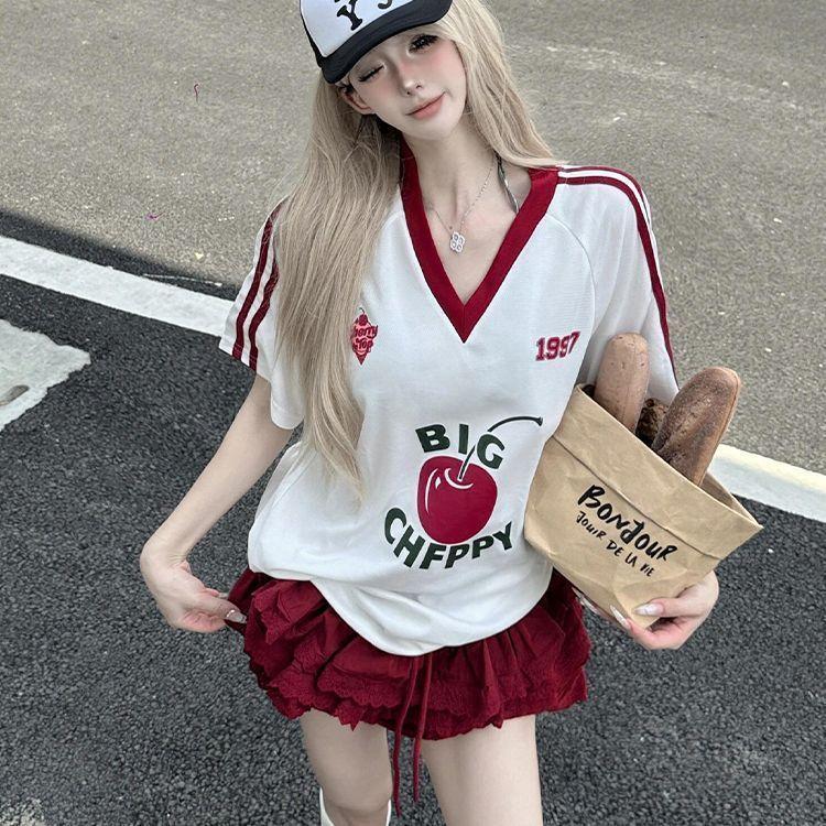 American college style T-shirt for women in summer, new fruit print V-neck jersey, short sleeved loose casual sports top, trendy XXS