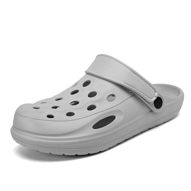 Neue Herren Softsohlen Lochschuhe rutschfest und verschleißfest Mode lässig einfach einfarbig Outdoor Strand Taschenkopf coole Slipper