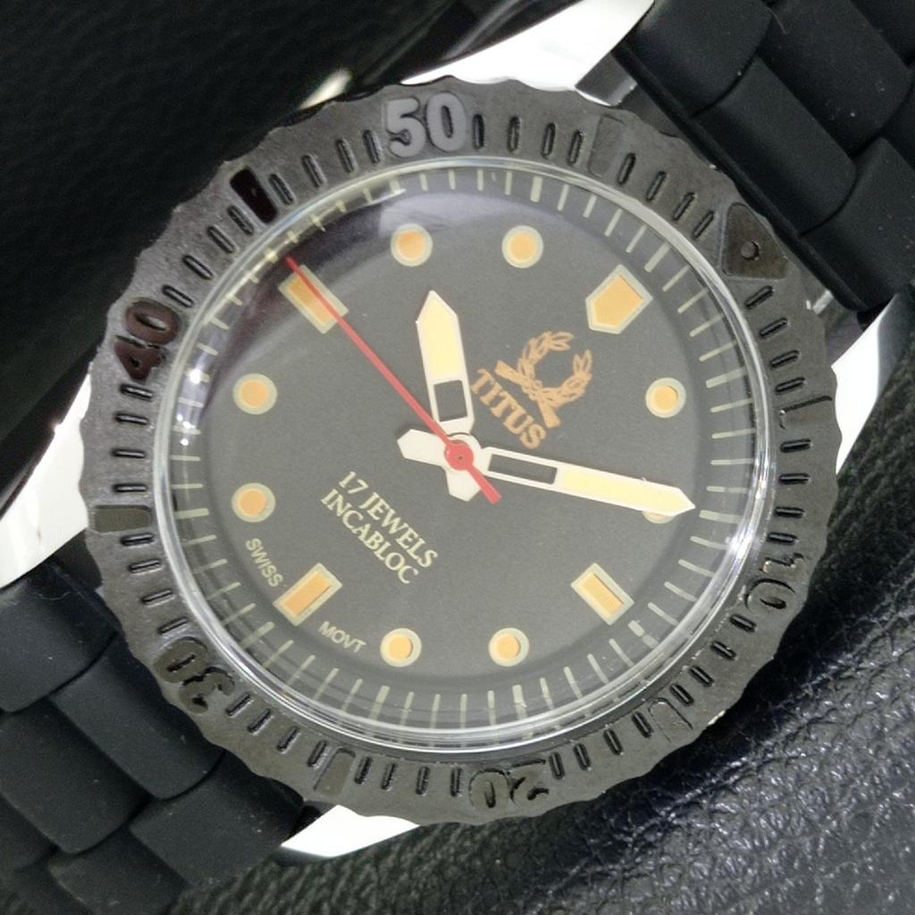 

SWISS 40MM TITUS MENS HAND-WINDING TURNABLE BEZEL BLACK DIAL WATCH a431351-2 R106-a431351