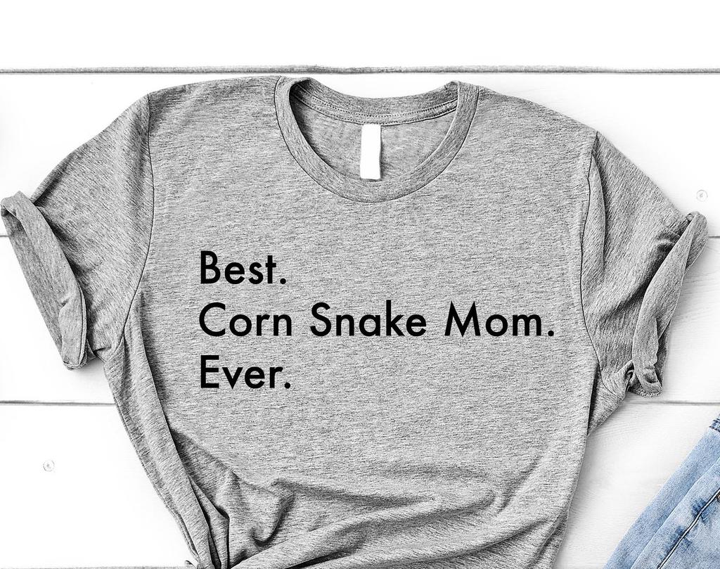 Corn Snake Mom T-Shirt: Women's Cotton Graphic Tee