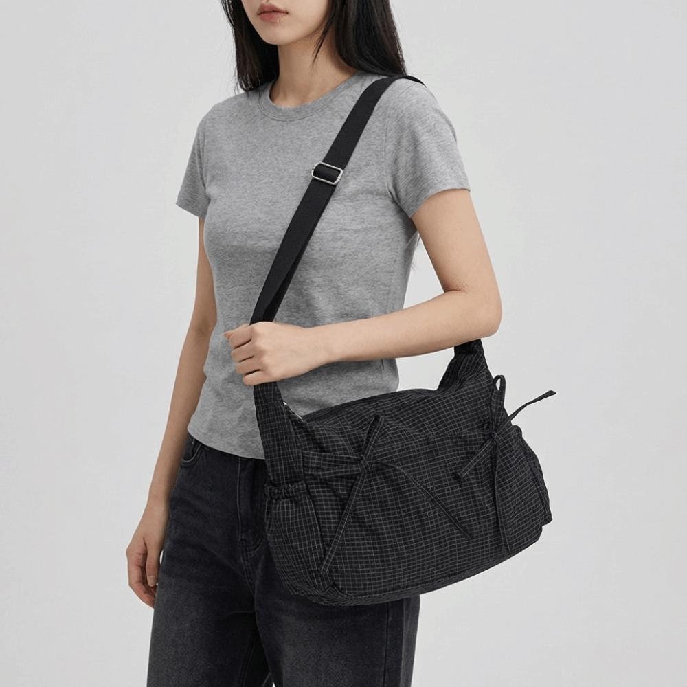 Multiple Pockets Nylon Shoulder Bag Grid Hobo Bag Sweet Bow Crossbody Bag  Outdoor