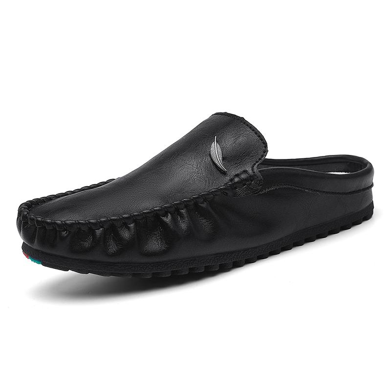 Große Größe 39-46 Leder Pantoletten Herren Slipper Hausschuhe Halbschuhe für Herren Geschlossene Zehen Sandalen Mann Semi-Drag Freizeitschuhe 39