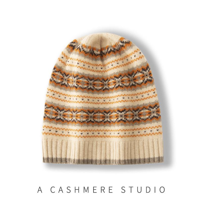 New Women's Knitted Hat Casual Color Blocked Cable Knitted Outdoor Warm and Thickened Ear Protection Cap