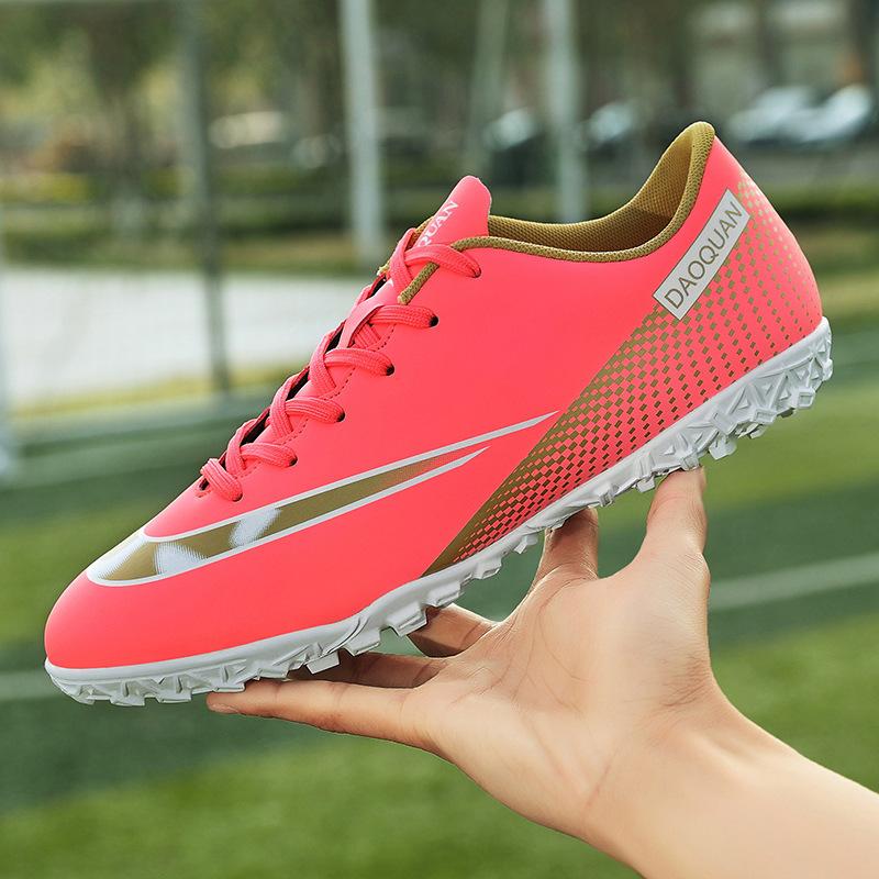 2025 spring new low-top broken nail football shoes children's football shoes foreign trade youth football shoes lightweight