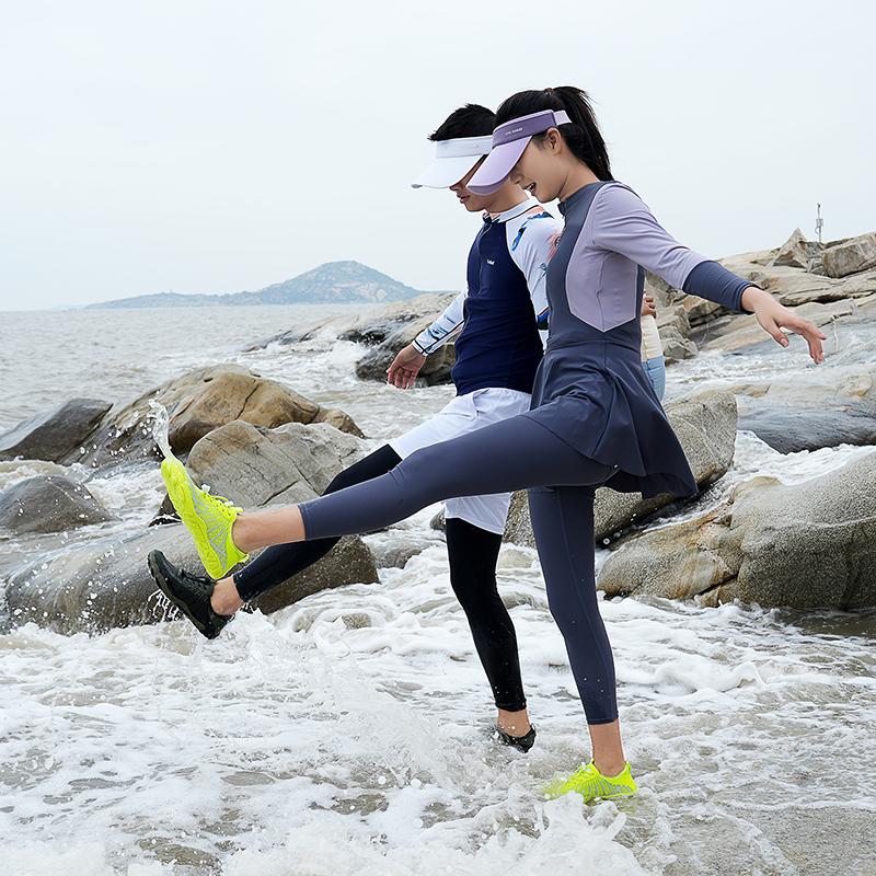 Quick Dry Aqua Shoes Men Women Non-slip Beach Wading Sneakers Breathable Soft Water Sports Footwear for Surfing Swimming